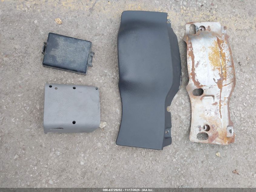 2002 Ford Mustang Gt VIN: 1FAFP45X22F108404 Lot: 43729252