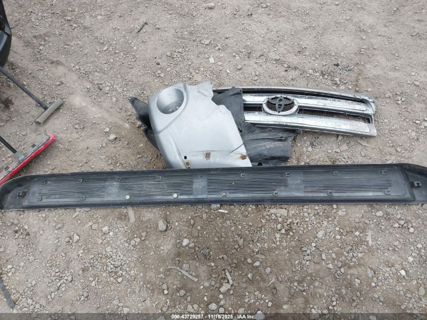 2004 Toyota Tundra Sr5 V8 VIN: 5TBDT44114S444471 Lot: 43729257