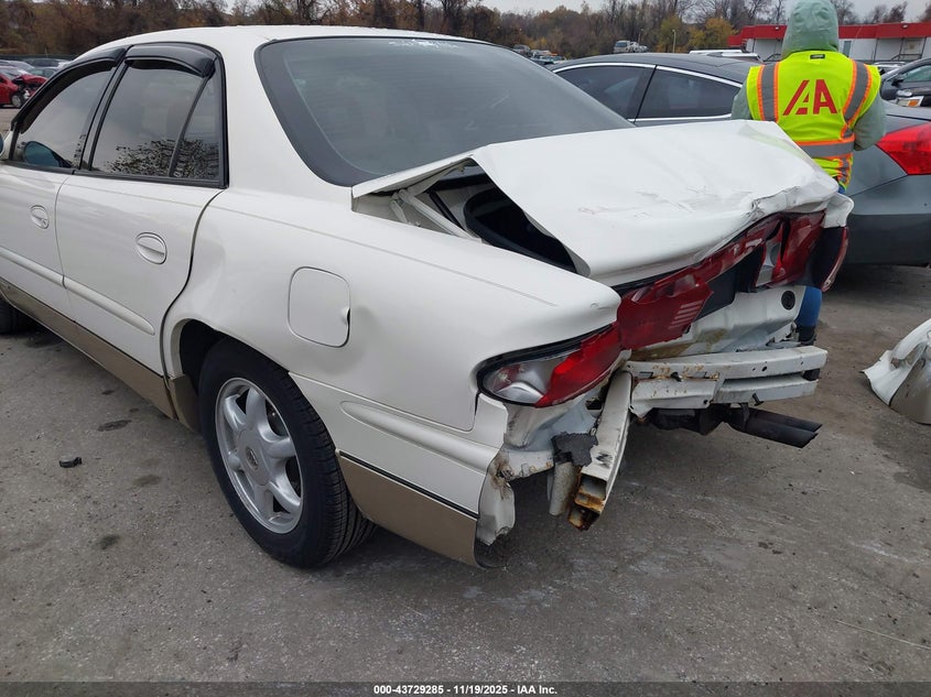 2G4WB52K941228195 2004 BUICK REGAL photo no. 18