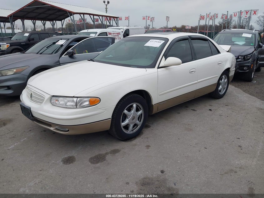 2G4WB52K941228195 2004 BUICK REGAL photo no. 2