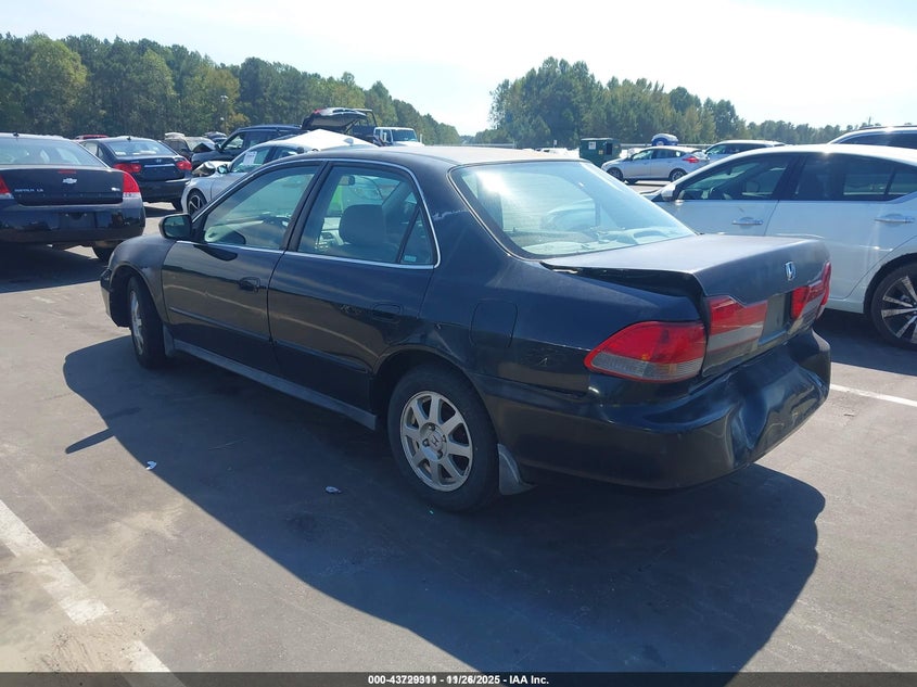 1HGCG66842A153987 2002 HONDA ACCORD photo no. 3