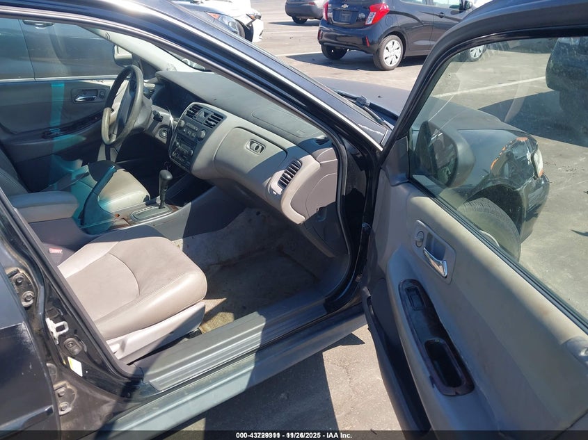 1HGCG66842A153987 2002 HONDA ACCORD photo no. 5