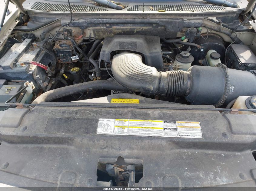 2001 Ford F-150 King Ranch Edition/Lariat/Xlt VIN: 1FTRW08L51KE13137 Lot: 43729313