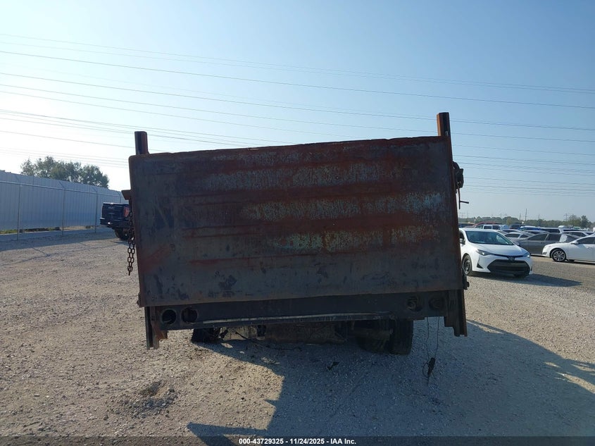 2017 Ram 3500 Chassis Tradesman/Slt VIN: 3C7WRSBJ1HG698209 Lot: 43729325