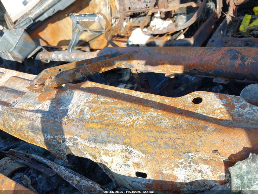 2017 Ram 3500 Chassis Tradesman/Slt VIN: 3C7WRSBJ1HG698209 Lot: 43729325