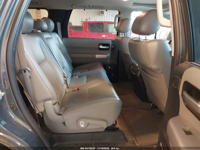 2008 Toyota Sequoia Limited 5.7L V8 VIN: 5TDBY68A78S016786 Lot: 43729337