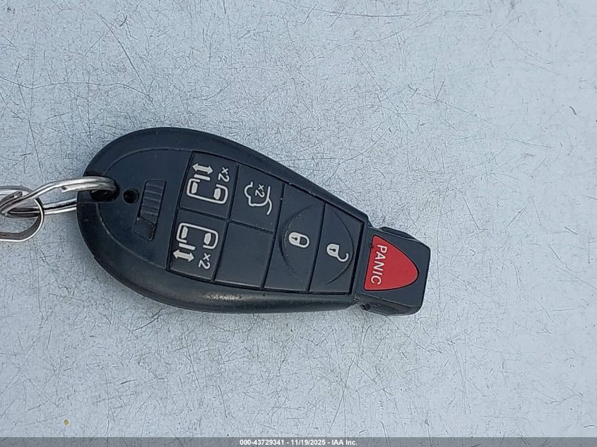 2013 Chrysler Town & Country Touring VIN: 2C4RC1BG0DR565617 Lot: 43729341