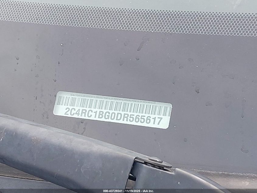 2013 Chrysler Town & Country Touring VIN: 2C4RC1BG0DR565617 Lot: 43729341
