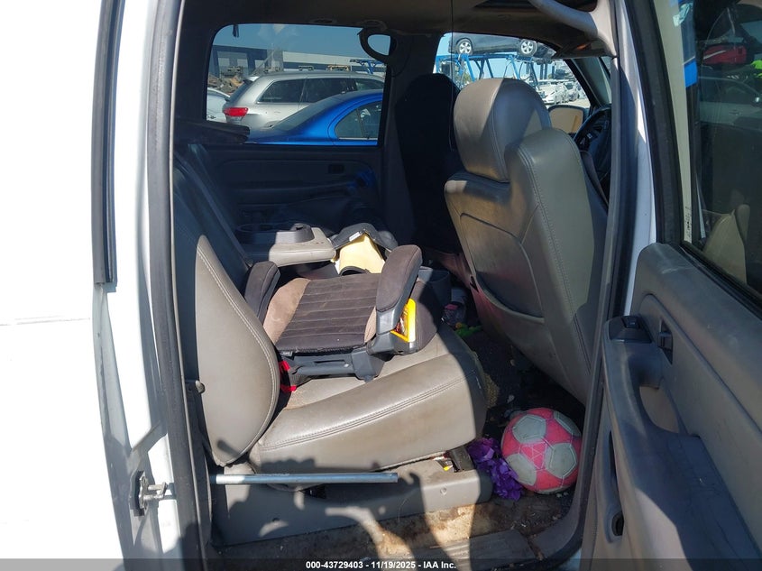 2005 GMC Yukon Xl 2500 Slt VIN: 3GKGC26U75G105007 Lot: 43729403