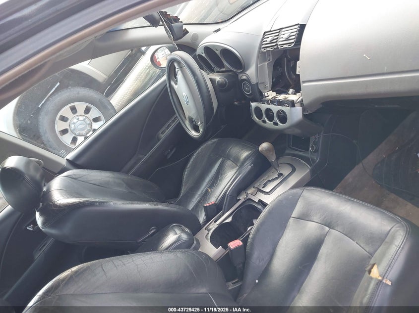 1N4AL11D44C132952 2004 NISSAN ALTIMA photo no. 5