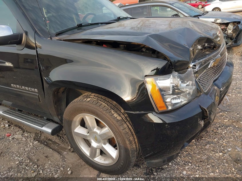 2013 Chevrolet Avalanche Lt VIN: 3GNMCFE06DG378756 Lot: 43729555