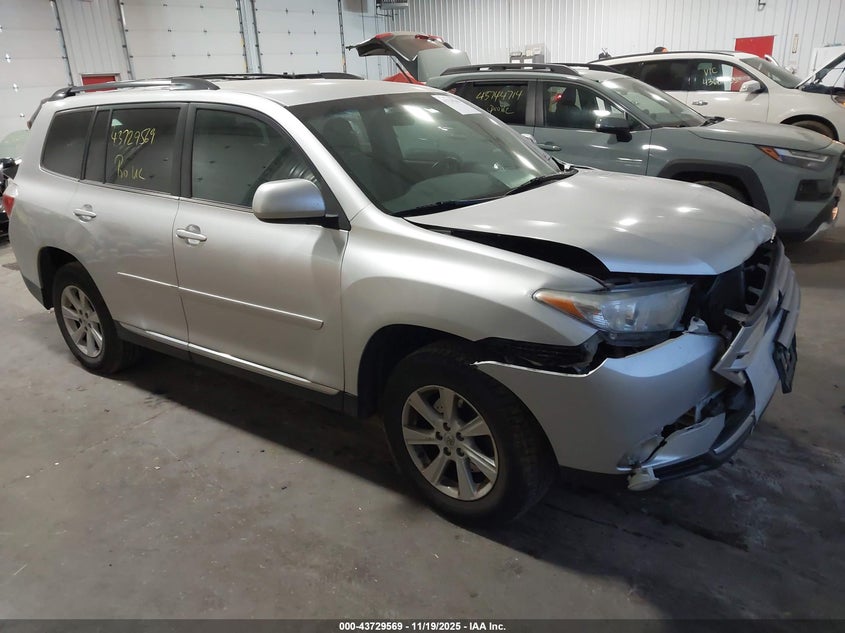 TOYOTA HIGHLANDER BASE V6