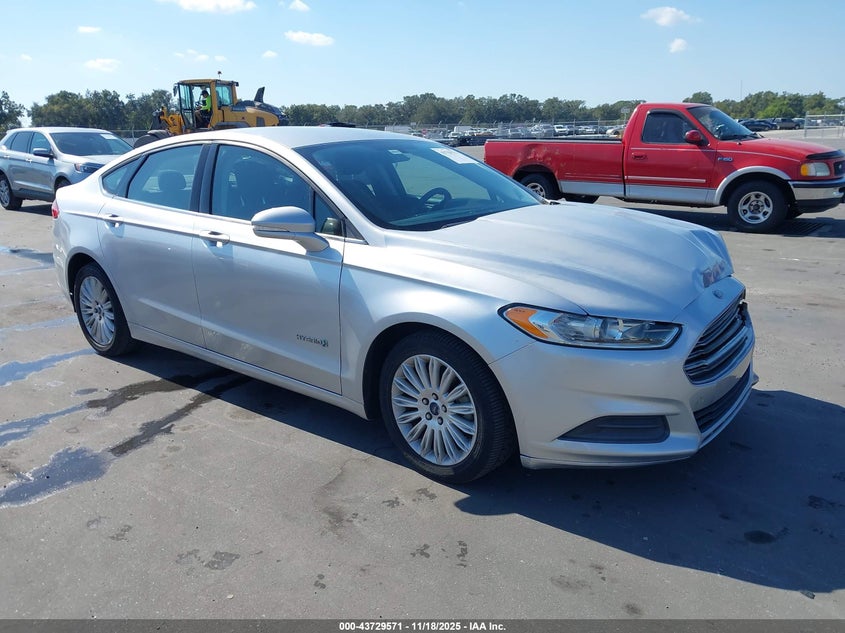 FORD FUSION HYBRID SE