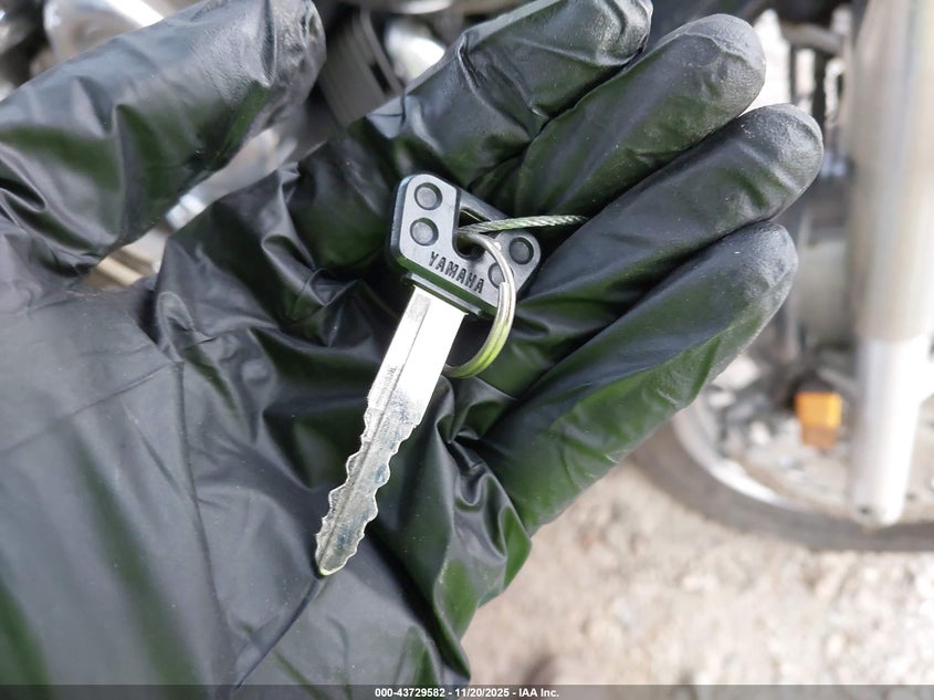 2002 Yamaha Xvs1100 A VIN: JYAVP11E22A030935 Lot: 43729582