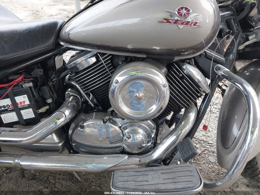 2002 Yamaha Xvs1100 A VIN: JYAVP11E22A030935 Lot: 43729582