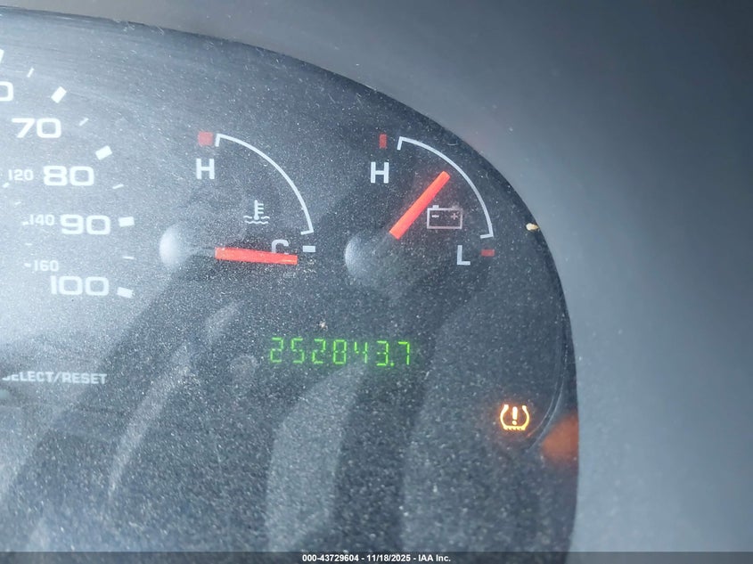 2008 Ford E-150 Commercial VIN: 1FTNE14W08DA61753 Lot: 43729604