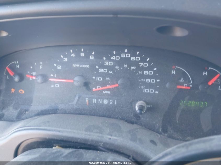 2008 Ford E-150 Commercial VIN: 1FTNE14W08DA61753 Lot: 43729604