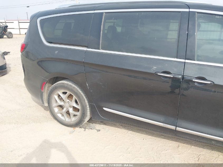 2017 Chrysler Pacifica Limited VIN: 2C4RC1GG3HR531363 Lot: 43729611