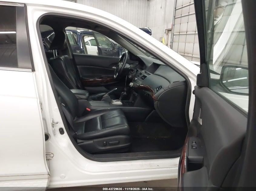 5J6TF2H56BL005285 2011 HONDA ACCORD photo no. 5