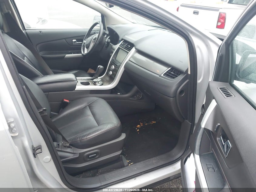 2011 FORD EDGE auction photo 5