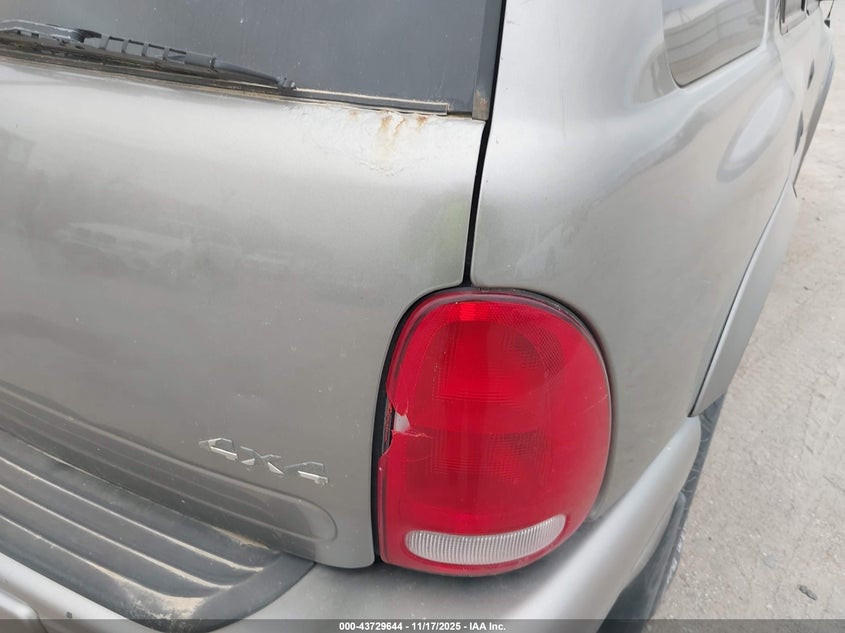 1999 Dodge Durango VIN: 1B4HS28YXXF636612 Lot: 43729644