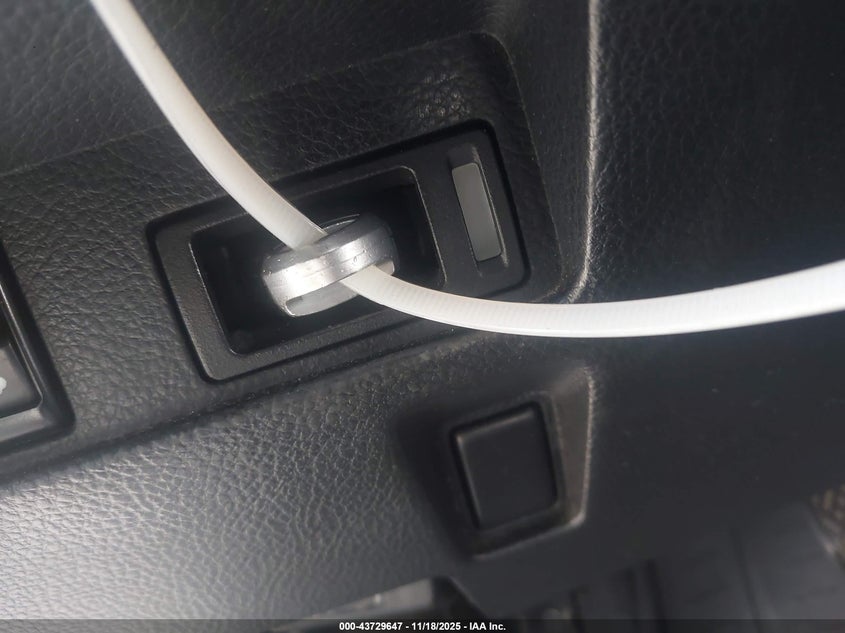 2008 Infiniti M35X VIN: JNKAY01F88M652366 Lot: 43729647