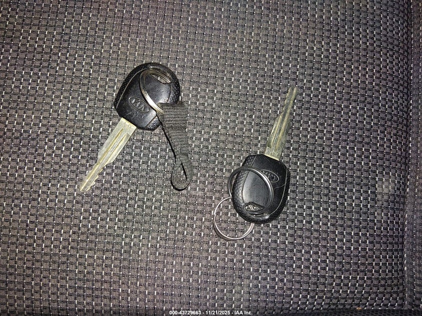 2008 Kia Sportage Lx VIN: KNDJF724787489219 Lot: 43729663