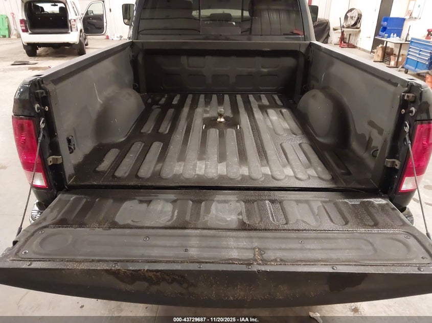 2015 Ram 3500 Big Horn VIN: 3C63R3DL7FG561526 Lot: 43729687