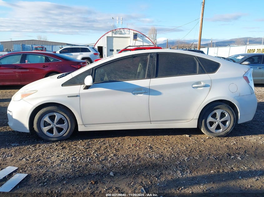 2013 Toyota Prius Two VIN: JTDKN3DU0D5616878 Lot: 43729840