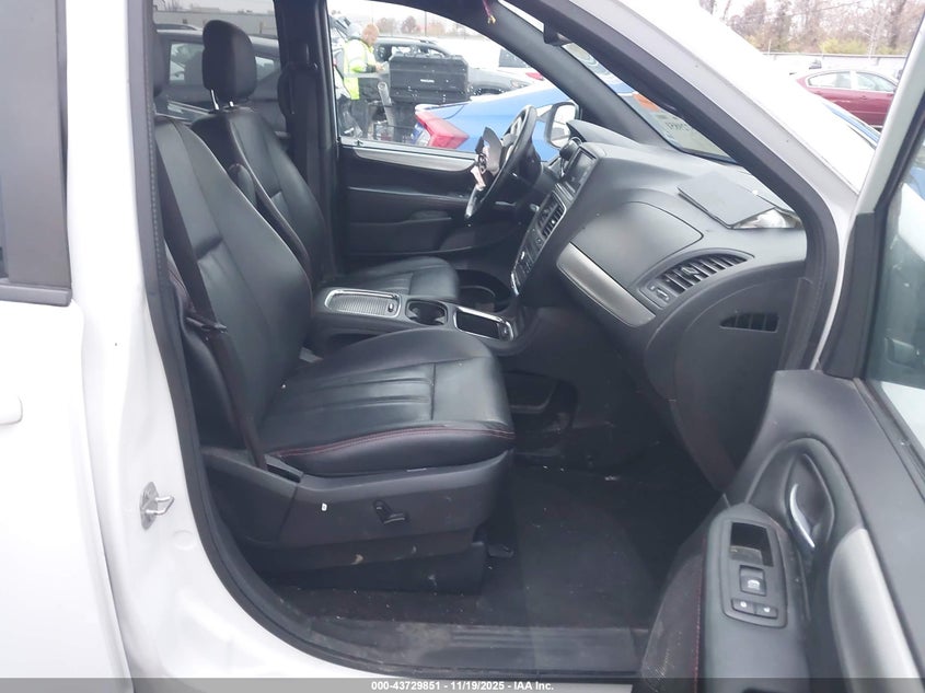 2019 Dodge Grand Caravan Gt VIN: 2C4RDGEG6KR696320 Lot: 43729851