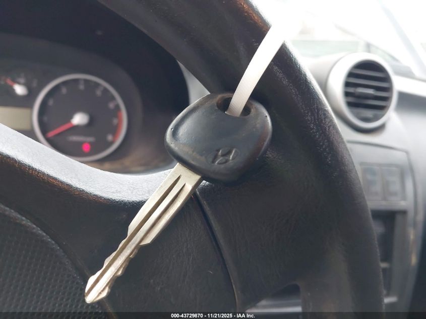 2005 Hyundai Tiburon Gs VIN: KMHHM65D35U178082 Lot: 43729870