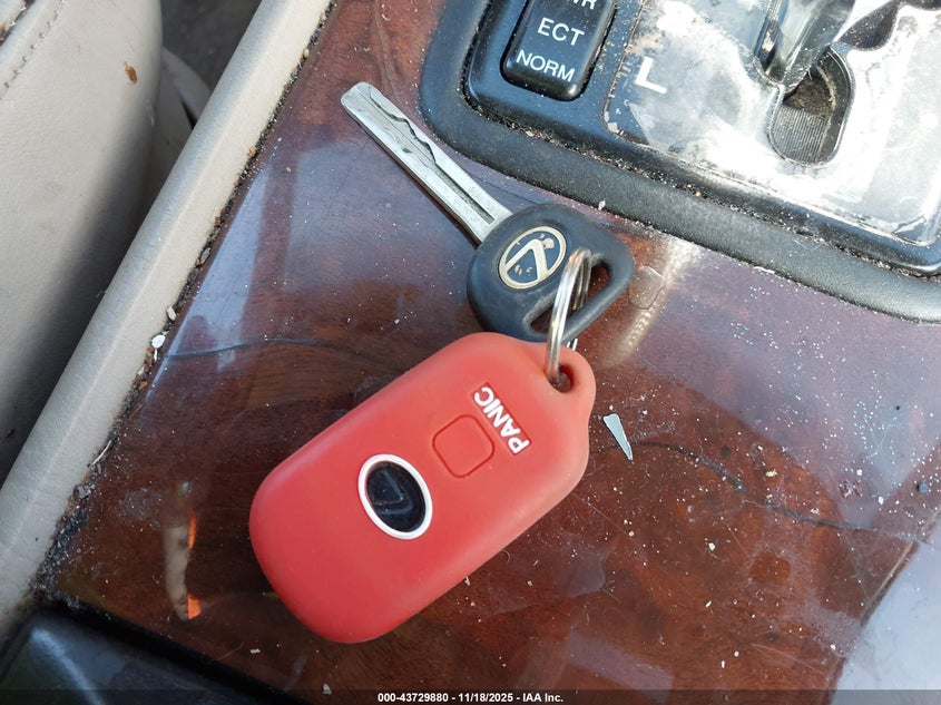 1995 Lexus Ls 400 VIN: JT8UF22E3S0031068 Lot: 43729880