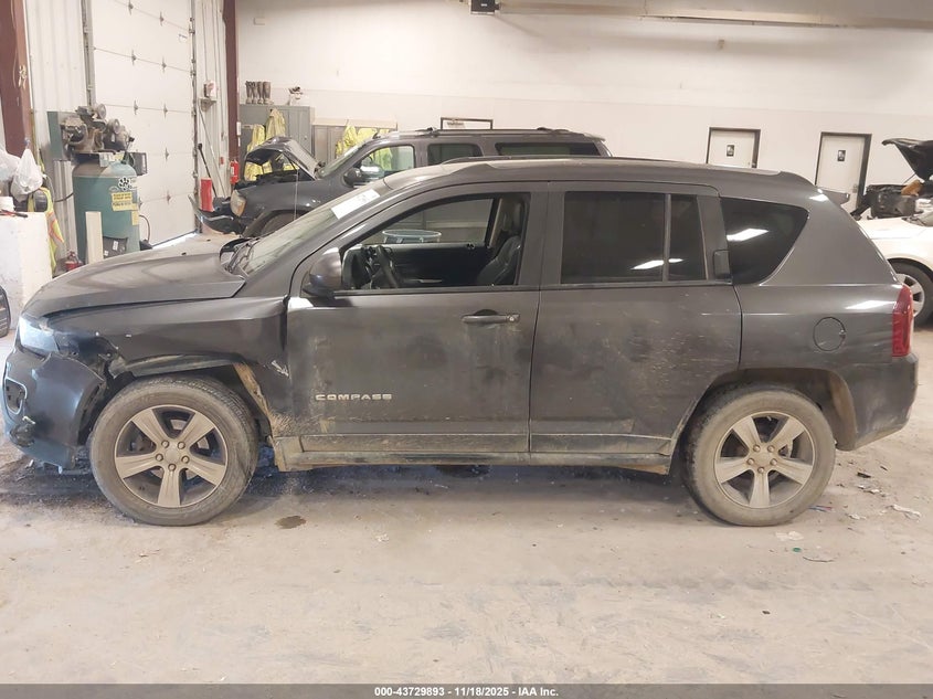 2017 Jeep Compass High Altitude 4X4 VIN: 1C4NJDEB1HD127400 Lot: 43729893