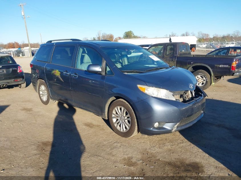 TOYOTA SIENNA XLE 8 PASSENGER