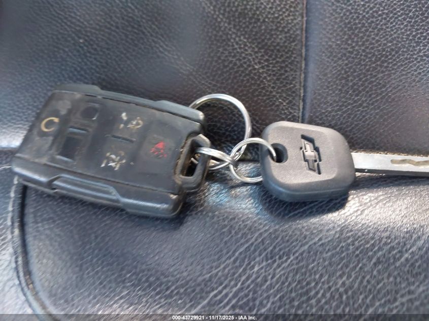 2015 Chevrolet Suburban 1500 Lt VIN: 1GNSKJKC3FR297759 Lot: 43729921