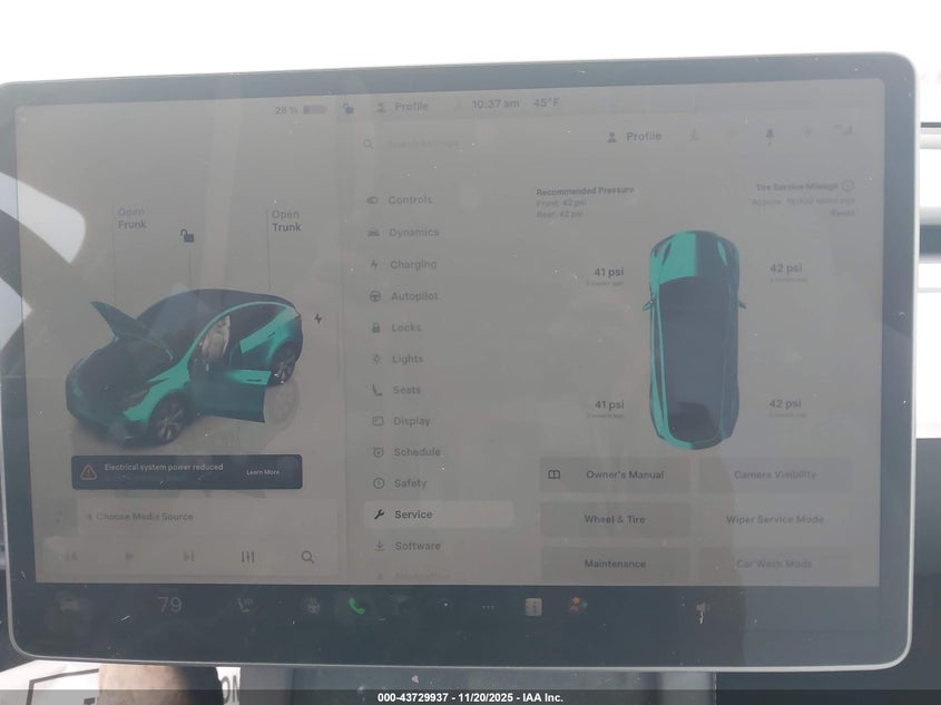 2023 Tesla Model Y Awd/Long Range Dual Motor All-Wheel Drive VIN: 7SAYGDEE3PF817245 Lot: 43729937