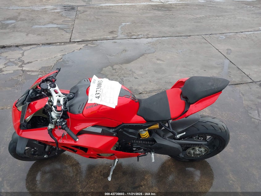 2024 Ducati Panigale V4S VIN: ZDMDAGWW7RB010100 Lot: 43730003