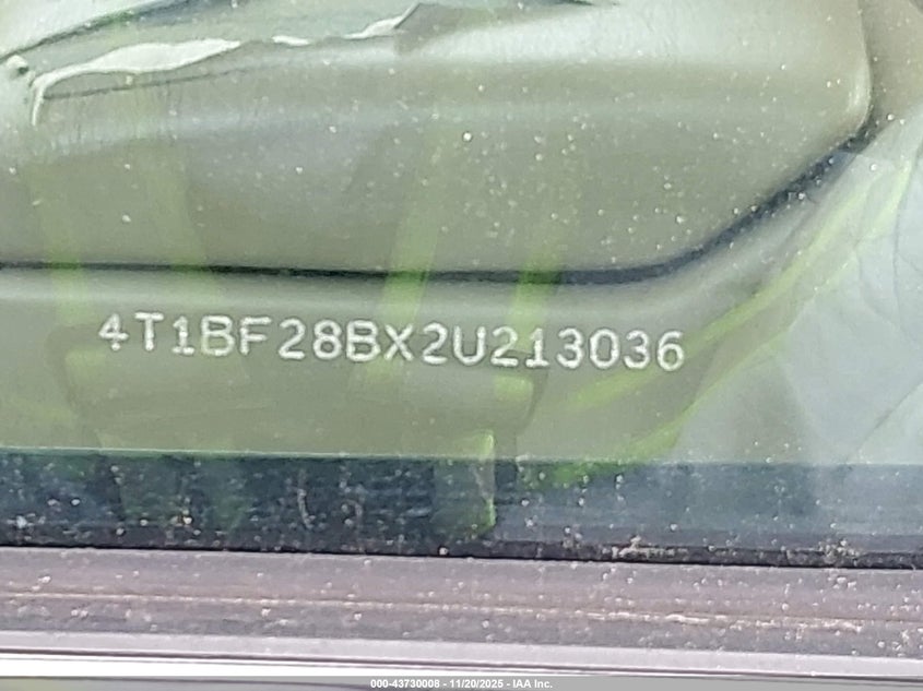 2000 Toyota Avalon Xl VIN: 4T1BF28B4YU113121 Lot: 43730008