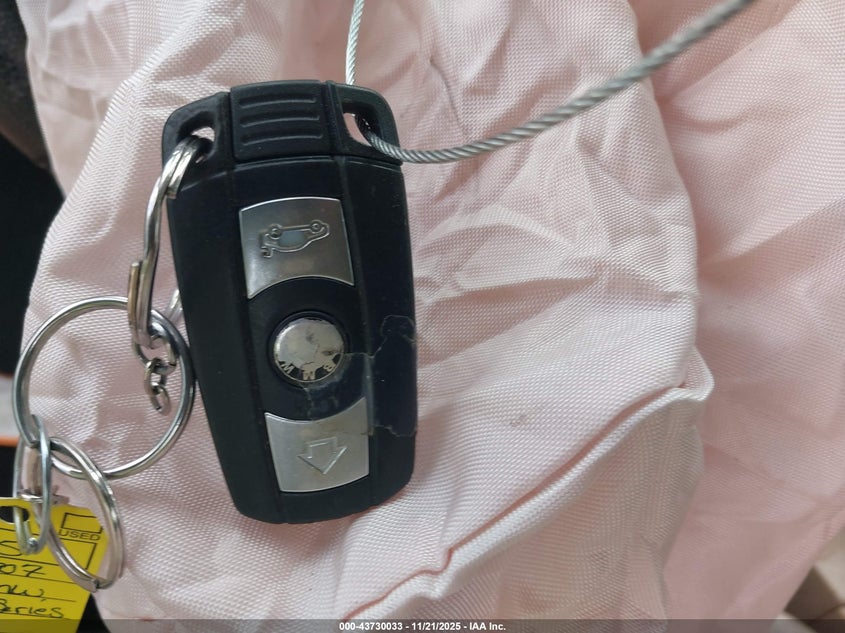 2007 BMW 328I VIN: WBAWB33567PV70354 Lot: 43730033