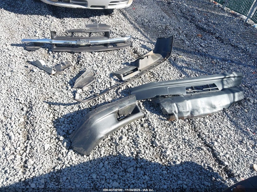 2003 Chevrolet S-10 Ls VIN: 1GCCS19X038146577 Lot: 43730100