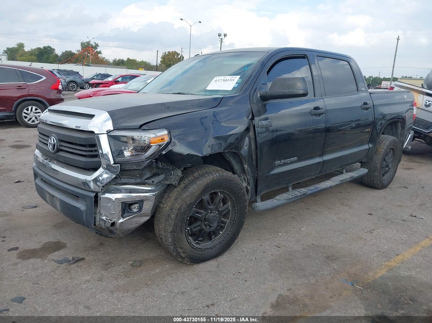 5TFEW5F13GX204536 2016 TOYOTA TUNDRA photo no. 2