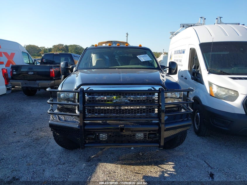 2005 Ford F-350 Lariat/Xl/Xlt VIN: 1FTWW33P35EA73263 Lot: 43730165