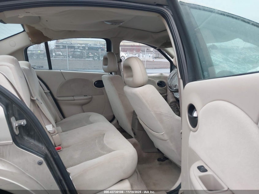 2004 Saturn Ion 3 VIN: 1G8AL52F14Z111274 Lot: 43730186