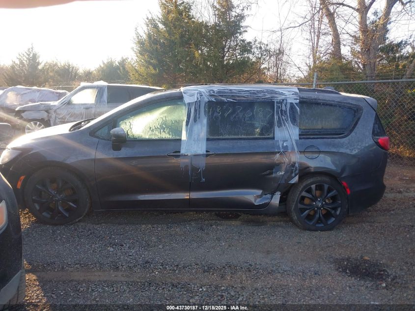 2020 Chrysler Pacifica Touring L Plus VIN: 2C4RC1EG4LR269817 Lot: 43730187