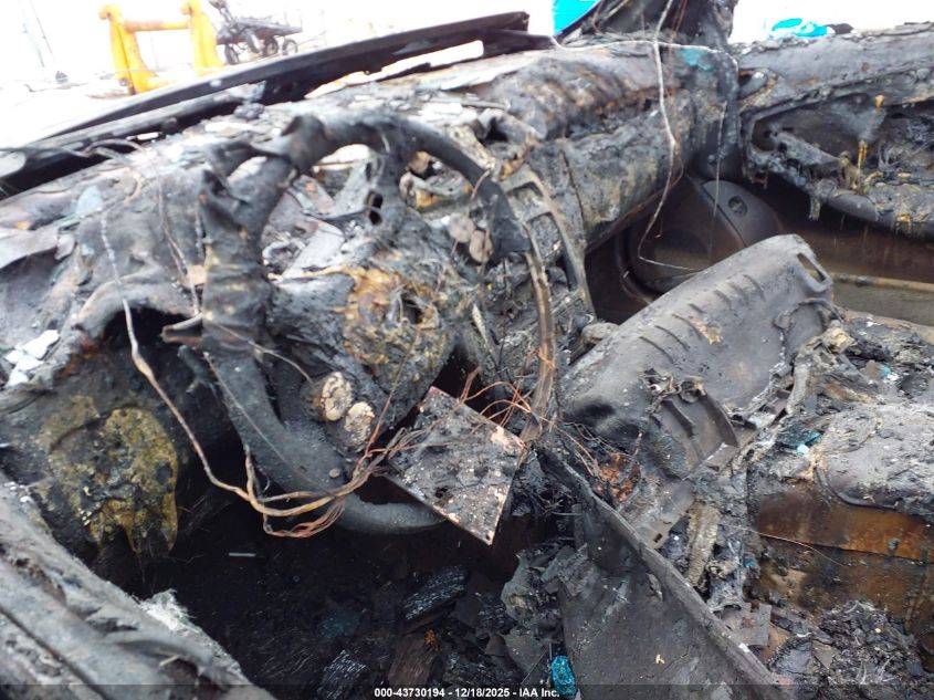 2004 Mercedes-Benz Clk 55 Amg VIN: WDBTK76G44T026124 Lot: 43730194