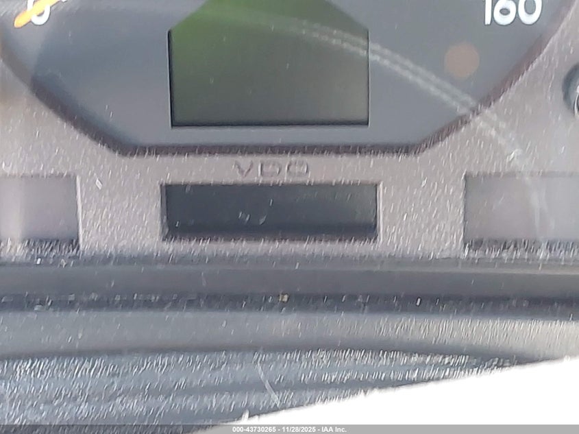 1998 Mercedes-Benz S 500 VIN: WDBGA51G1WA393058 Lot: 43730265