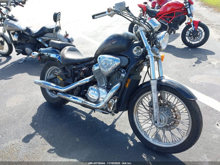 JH2PC2130XM901843 1999 Honda Vt600 Cd auction photo 1