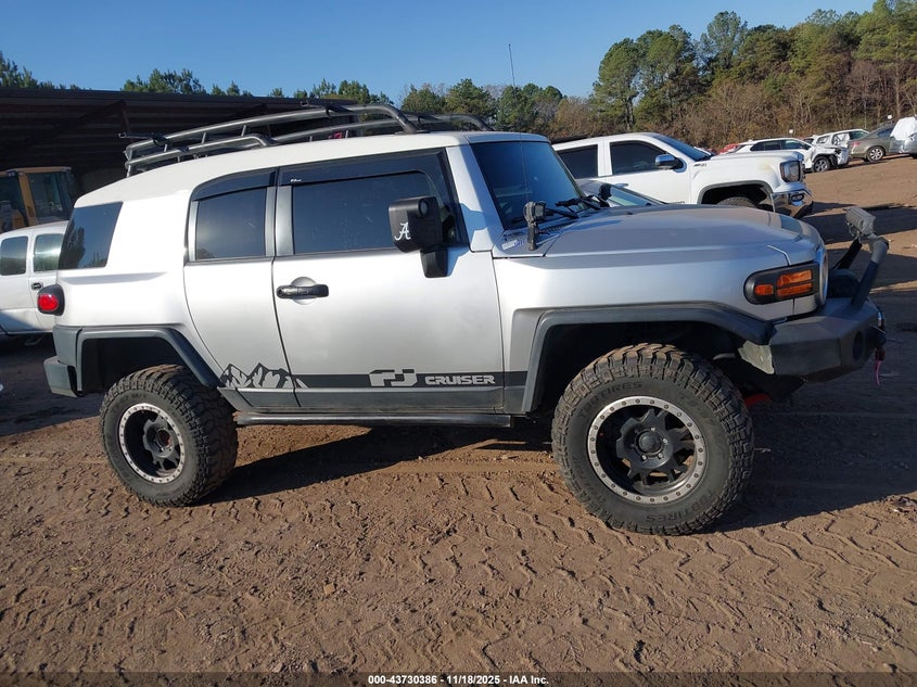 2007 Toyota Fj Cruiser VIN: JTEBU11F270078498 Lot: 43730386