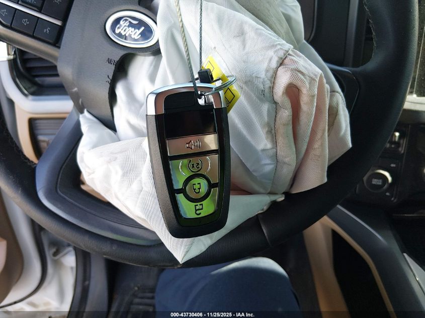 2025 Ford F-450 Chassis Lariat VIN: 1FD0W4HT1SED42854 Lot: 43730406