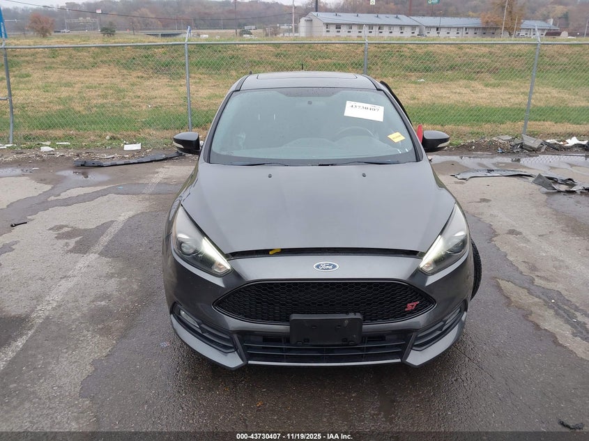 2016 Ford Focus St VIN: 1FADP3L9XGL253365 Lot: 43730407